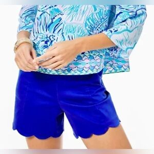 Lilly Pulitzer “Arabeth” Scallop Stretch Short-Size 2-
BNWT